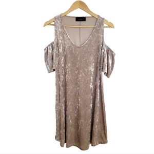 Workhall Cold Shoulder Velvet Dress